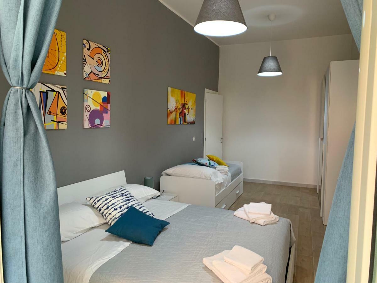 La Terrazza Sul Porto Apartment Наполи Екстериор снимка